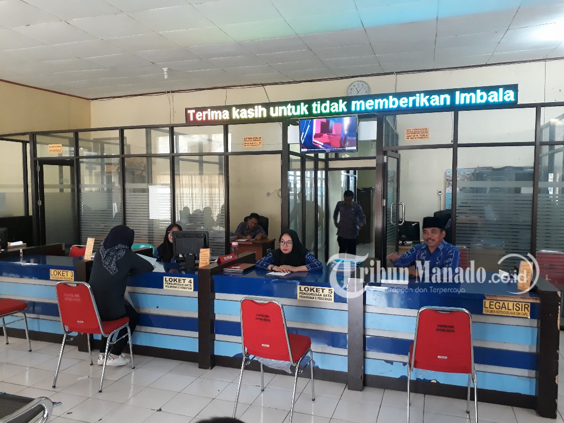 dinas-kependudukan-dan-catatan-sipil-dukcapil-kotamobagu_20180621_161310.jpg