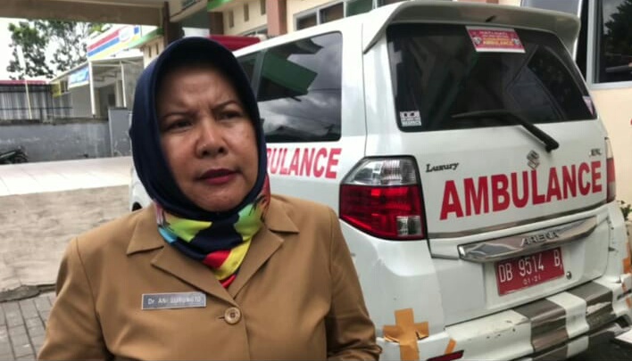 Dirut RSUD Tondano Ajak Para Tenaga Kesehatan Tetap Jaga Kesehatan Sebelum Divaksin