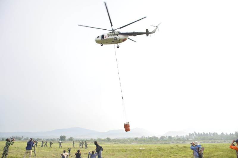 Kogasgabpad Melakukan Disinfeksi dengan Helikopter di Balaroa dan Petobo