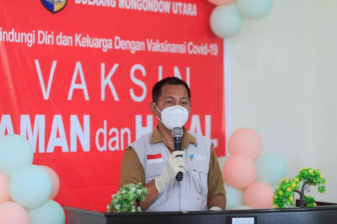 dr-jusnan-c-mokoginta-mars-saat-sosialisasikan-vaksinasi-covid-19.jpg
