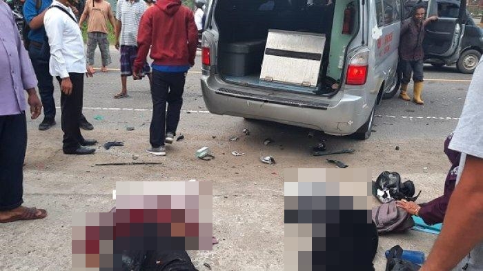 dua-korban-kecelakaan-di-jalan-nasional-kawasan-desa-meucat-kecamatan-syamtalira-aron.jpg