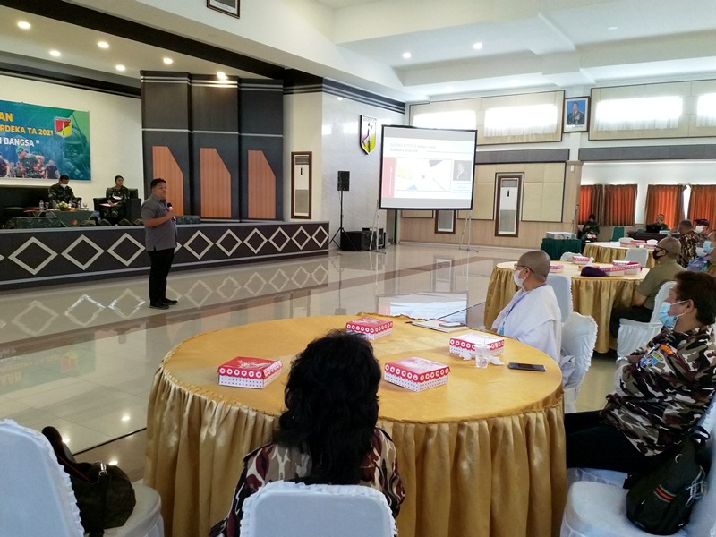 evans-steven-liow-saat-membawakan-seminar.jpg