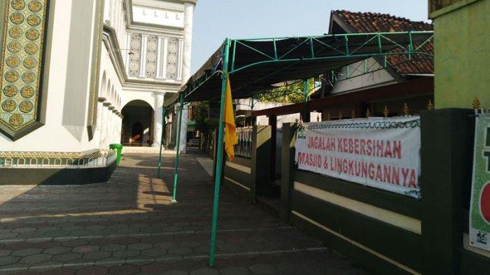 Pria Meninggal di Masjid saat Hendak Kumandangkan Takbir Idul Adha, Tiba-tiba Fadhilin Tertunduk