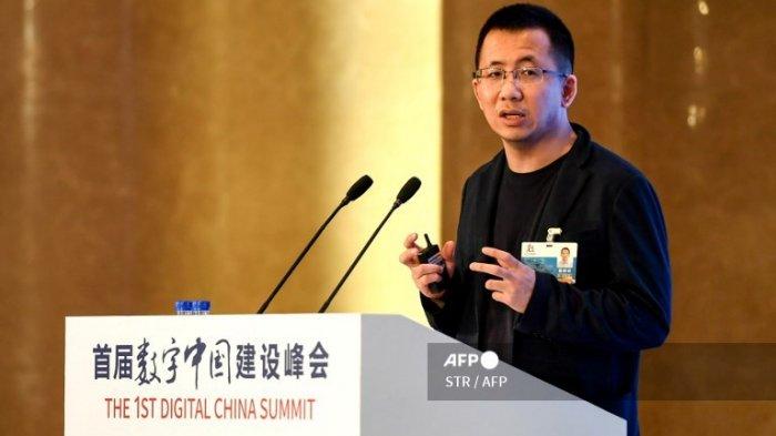 foto-ini-diambil-pada-23-april-2018-menunjukkan-ceo-bytedance-zhang-yiming.jpg