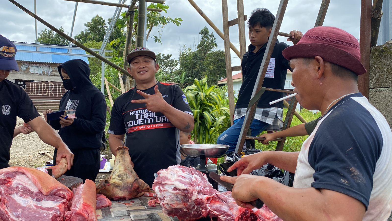Pengucapan Syukur 2024 di Minahasa Sulawesi Utara, Penjual Daging Babi Raup Untung Besar