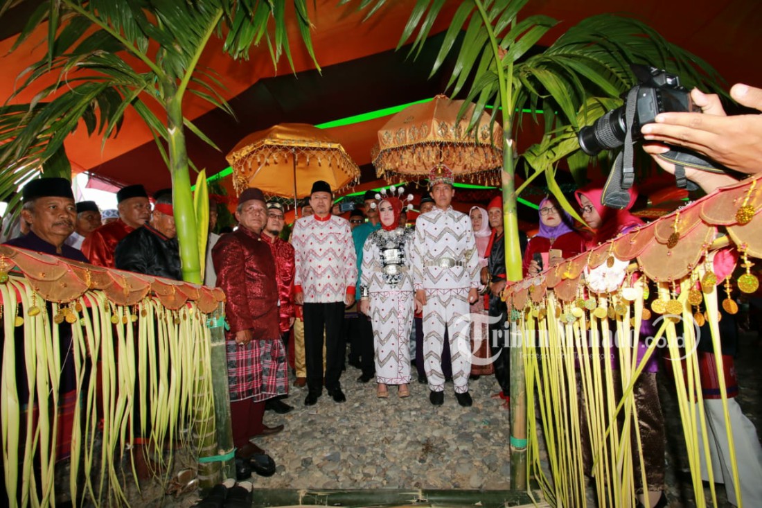 H2M Bersinar Disambut dan Dilepas Menggunakan Tiga Adat