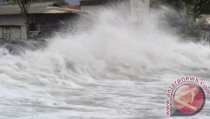 Air Naik, Tsunami Terjadi di Maluku Setelah Diguncang Gempa Magnitudo 6,1, Warga Selamatkan Diri