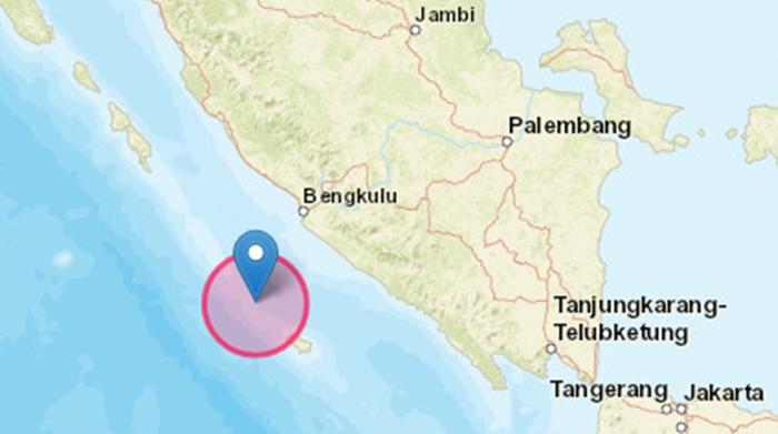 gempa-51-sr-guncang-bengkulu-sabtu-26-februari-2022-warga-waspada1.jpg