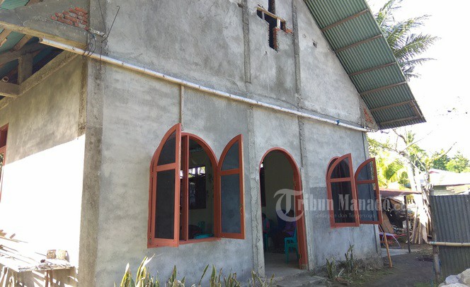 gereja-sidang-pantekosta-di-indonesia-jemaat-filadelfia-kawangkoan_20180725_090644.jpg