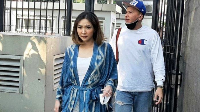 gisel-ungkap-kesehariannya-bersama-wjiaya-saputra-alias-wijin.jpg