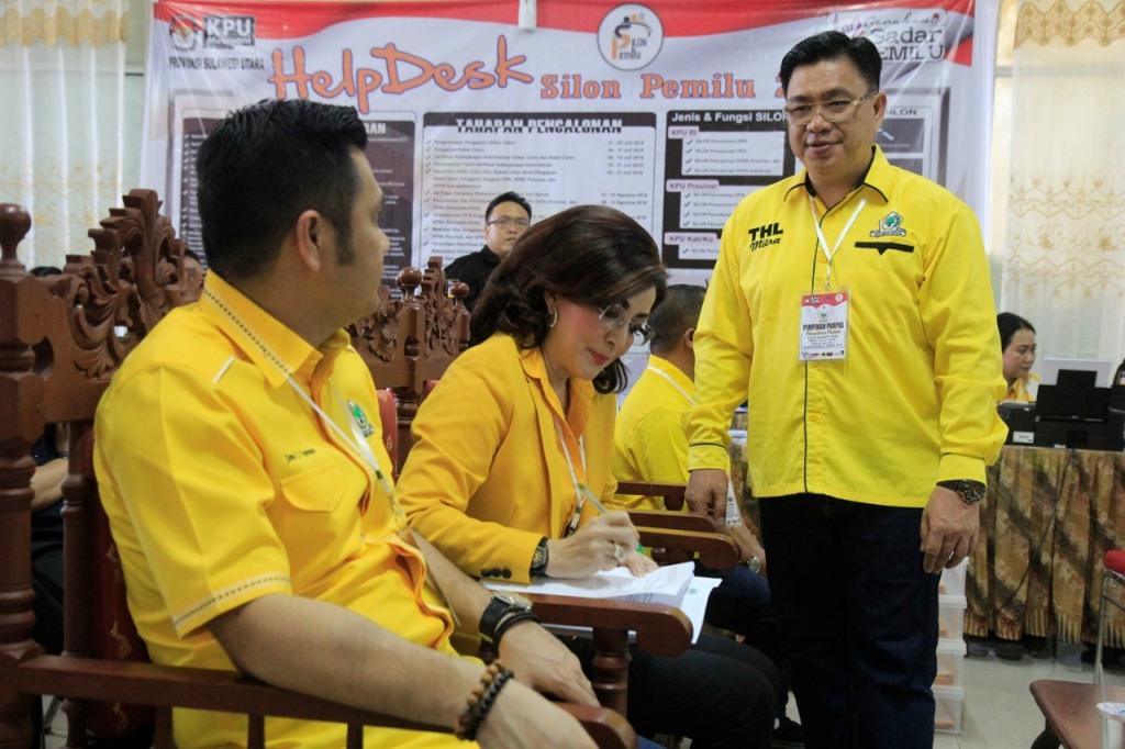 Tanggapi Survei Litbang Kompas, Dolfie Angkouw: di Sulut Golkar Partai Terbesar