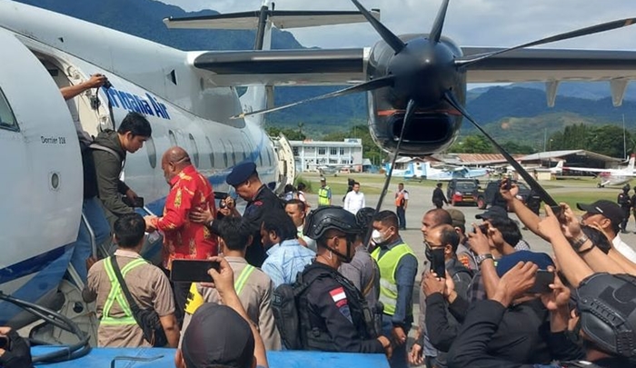 Ternyata saat Massa Pendukung Lukas Enembe Menurun Baru KPK Putuskan Lakukan Penangkapan