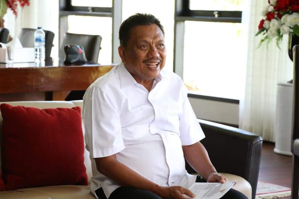 Gubernur Olly Ajak Warga Menanam Tanaman Pangan di Pekarangan, Usulkan Pisang dan Ubi