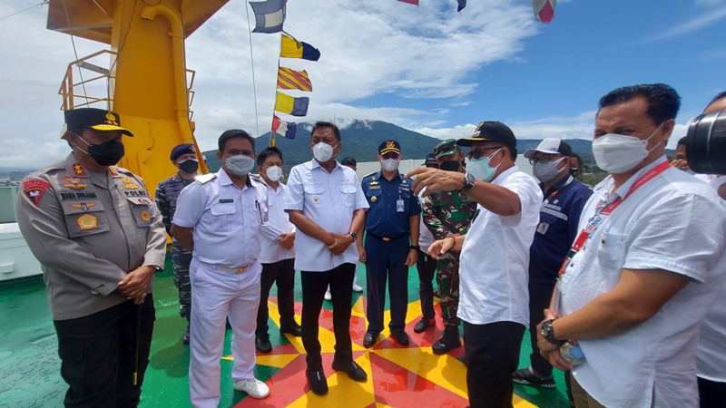 gubernur-sulut-olly-dondokambey-meninjau-langsung-km-tatamailau.jpg