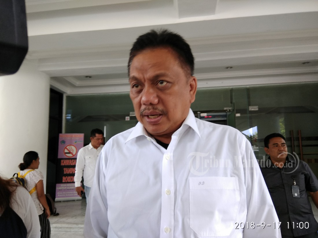 gubernur-sulut-olly-dondokambey_20180917_113715.jpg