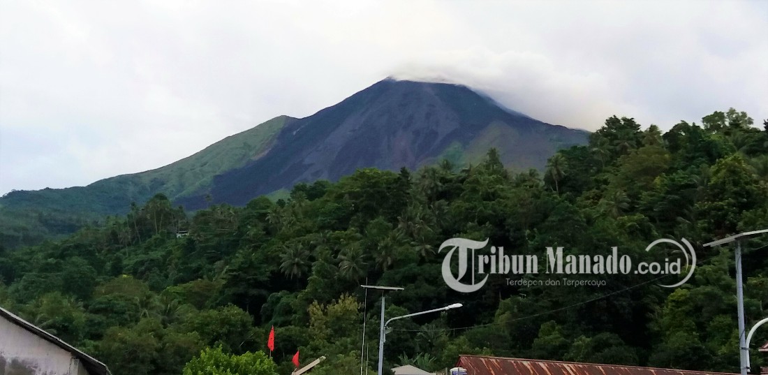 gunung-api-karangetang-di-kabupaten-kepulauan-sitaro_20180720_123212.jpg