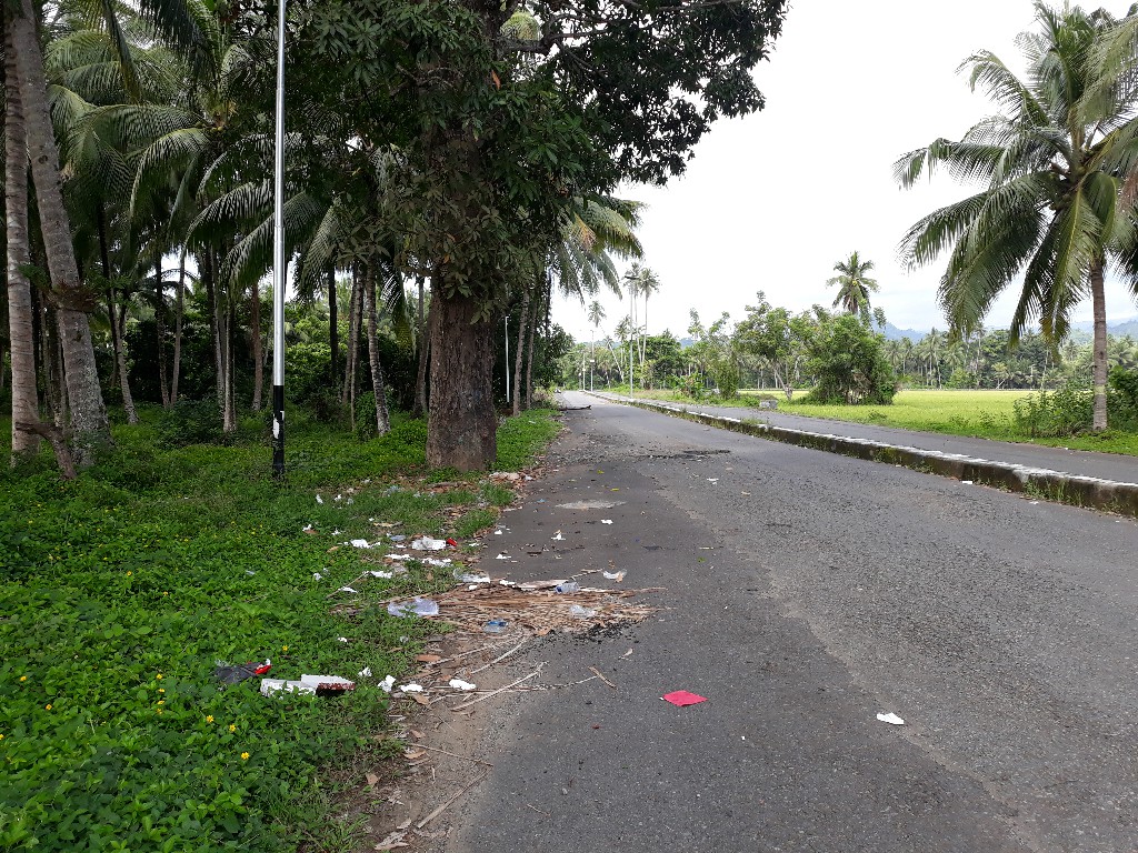 HPS : Tolong Perhatikan Banyak Sampah Plastik di Jalur Dua, Pemerintah Bakal Sediakan Tempat Sampah