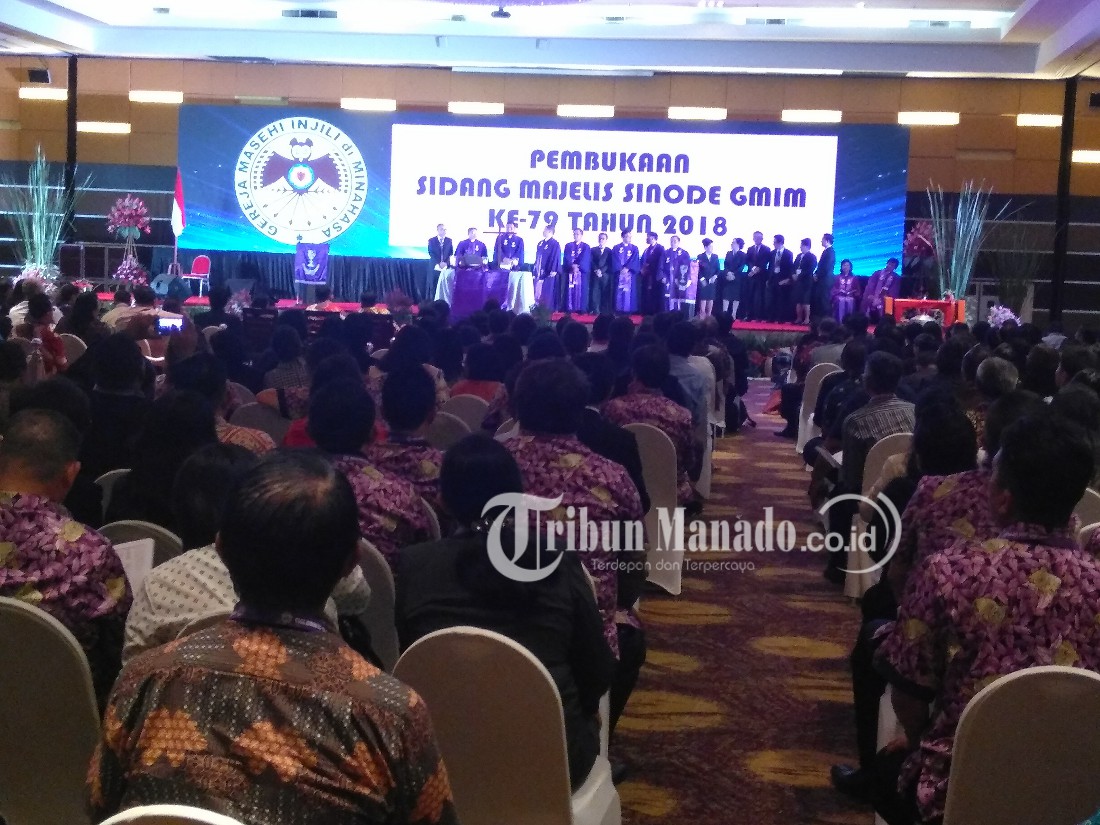 Sumakul Pimpin Ibadah Pembukaan Sidang Majelis Sinode ke-79 GMIM