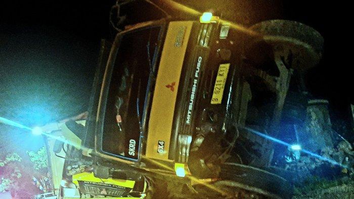 Kecelakaan Maut Tadi di Jalan Tol, Sopir Tewas di TKP, Korban Tabrak Belakang Truk di Depannya