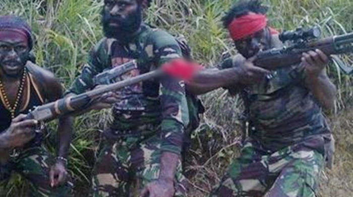 ilustrasi-pasukan-kkb-papua-serang-tni-polri.jpg