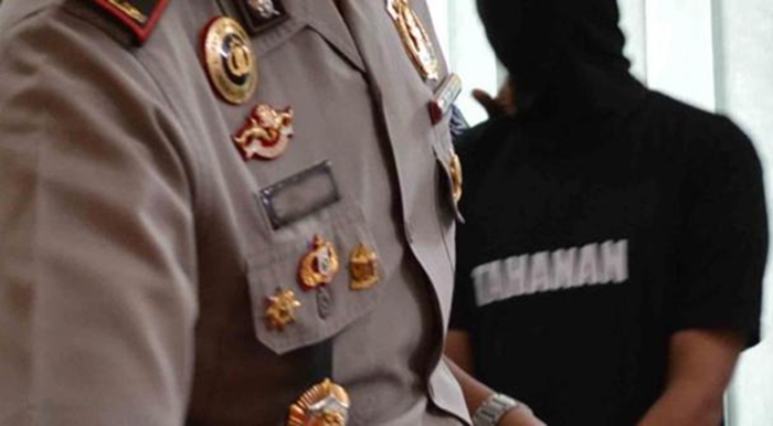 ilustrasi-polisi-sorotan-pihak-polisi-suruh-keluarga-korban-tangkap-pelaku-sendiri.jpg