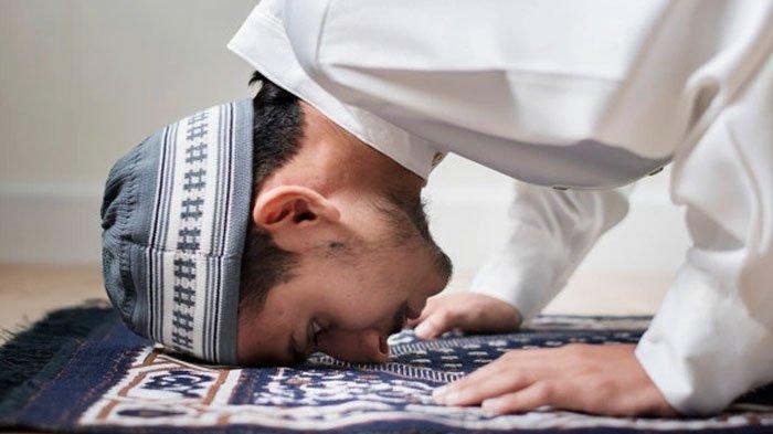 ilustrasi-salat-laksanakan-sholat-dhuha-agar-rezeki-lancar-35484.jpg
