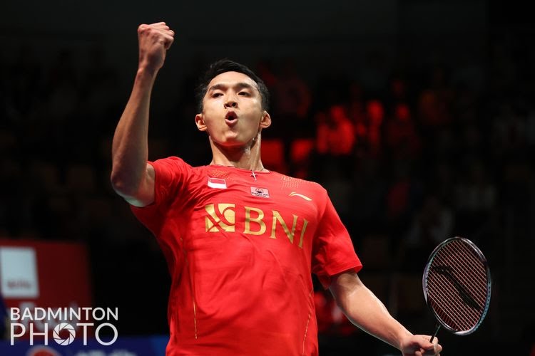 Jadwal dan Link Live Streaming Perempat Final Denmark Open 2021: Jonatan Christie vs Kento Momota
