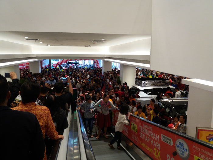 Ini Wahana yang ada di Trans Studio Mini kawanua