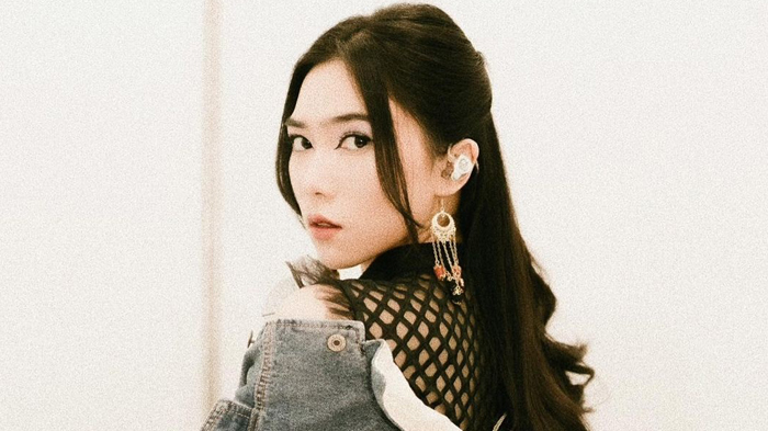 Isyana Sarasvati Blak-blakan Ungkap Awal Perkenalannya dengan Raisa Andriana