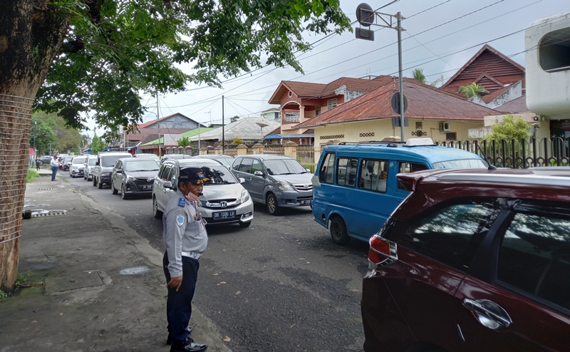 Macet di Jalan Martadinata Menuju Balai Kota Manado, Ini Penyebabnya