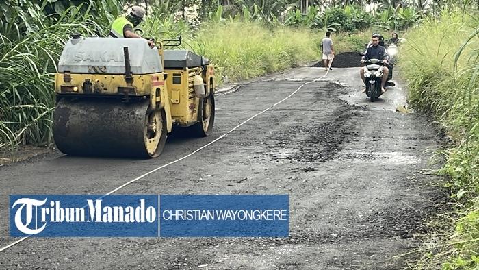 jalan-rusak-di-Desa-Matungkas-Kecamatan-Dimembe-Minut-Sulut-diperbaiki-pada-Oktober-2025.jpg