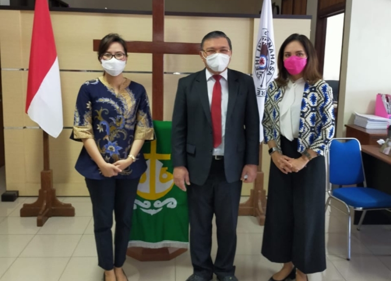Sambangi Kantor Sinode GMIM, JGE-VBB Didoakan Pdt Hein Arina