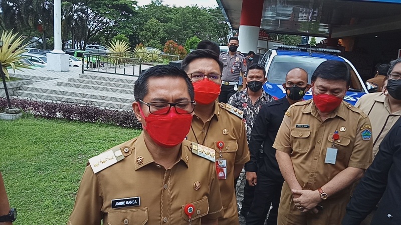 Bupati Minut Joune Ganda dan Wabup Kevin Lotulung Imbau Pedagang Jangan Mainkan Harga