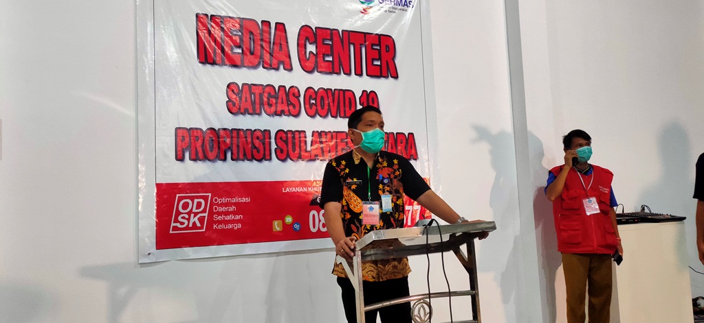 jubir-satgas-satgas-covid-19-sulut-memberikan-penjelasan-ke-pers.jpg