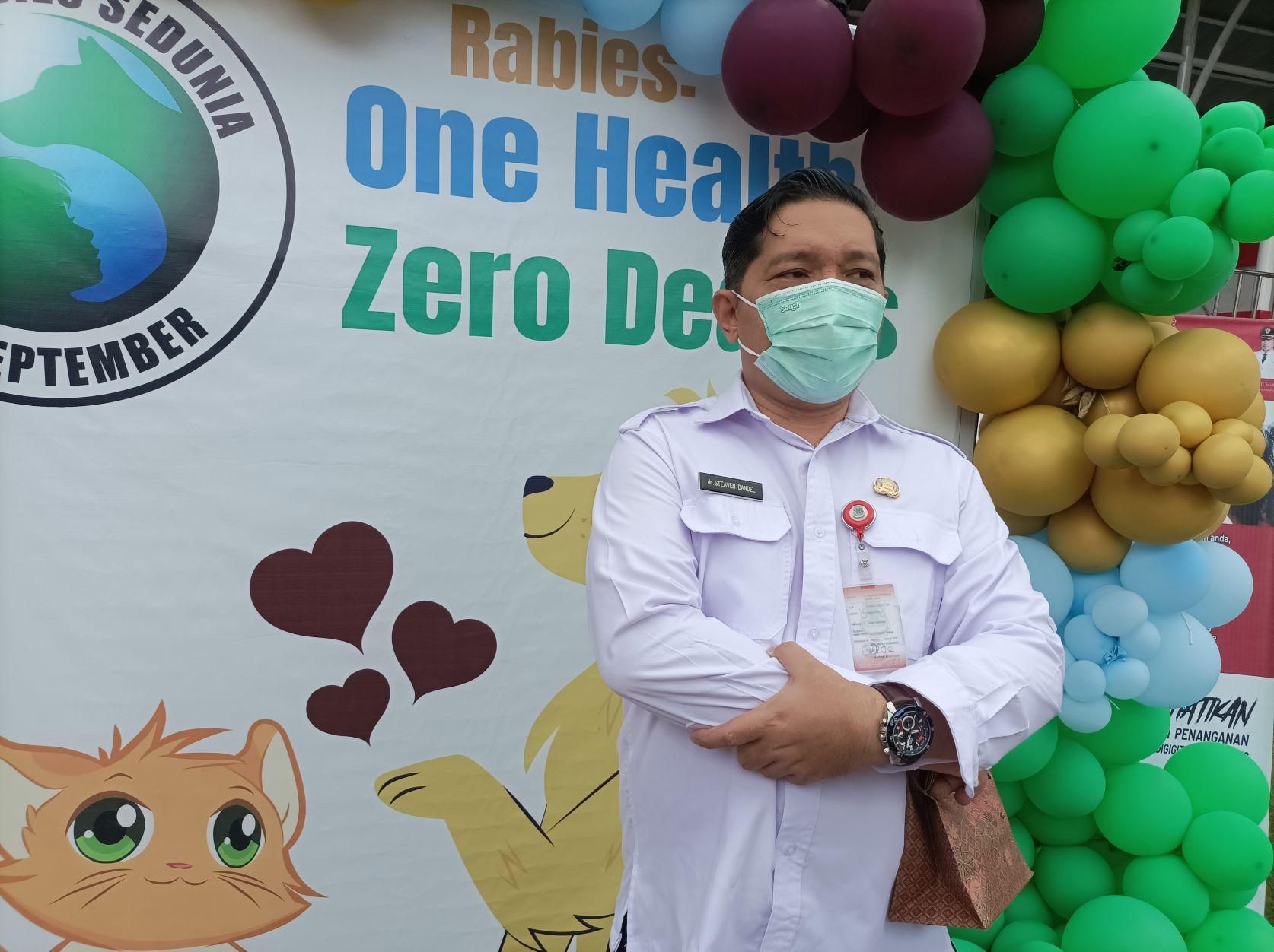 kadis-kesehatan-manado-stevaen-dandel.jpg