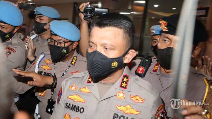Irjen Ferdy Sambo Dikabarkan Ditangkap, Personel Brimob Bersenjata Lengkap Datang ke Bareskrim Polri