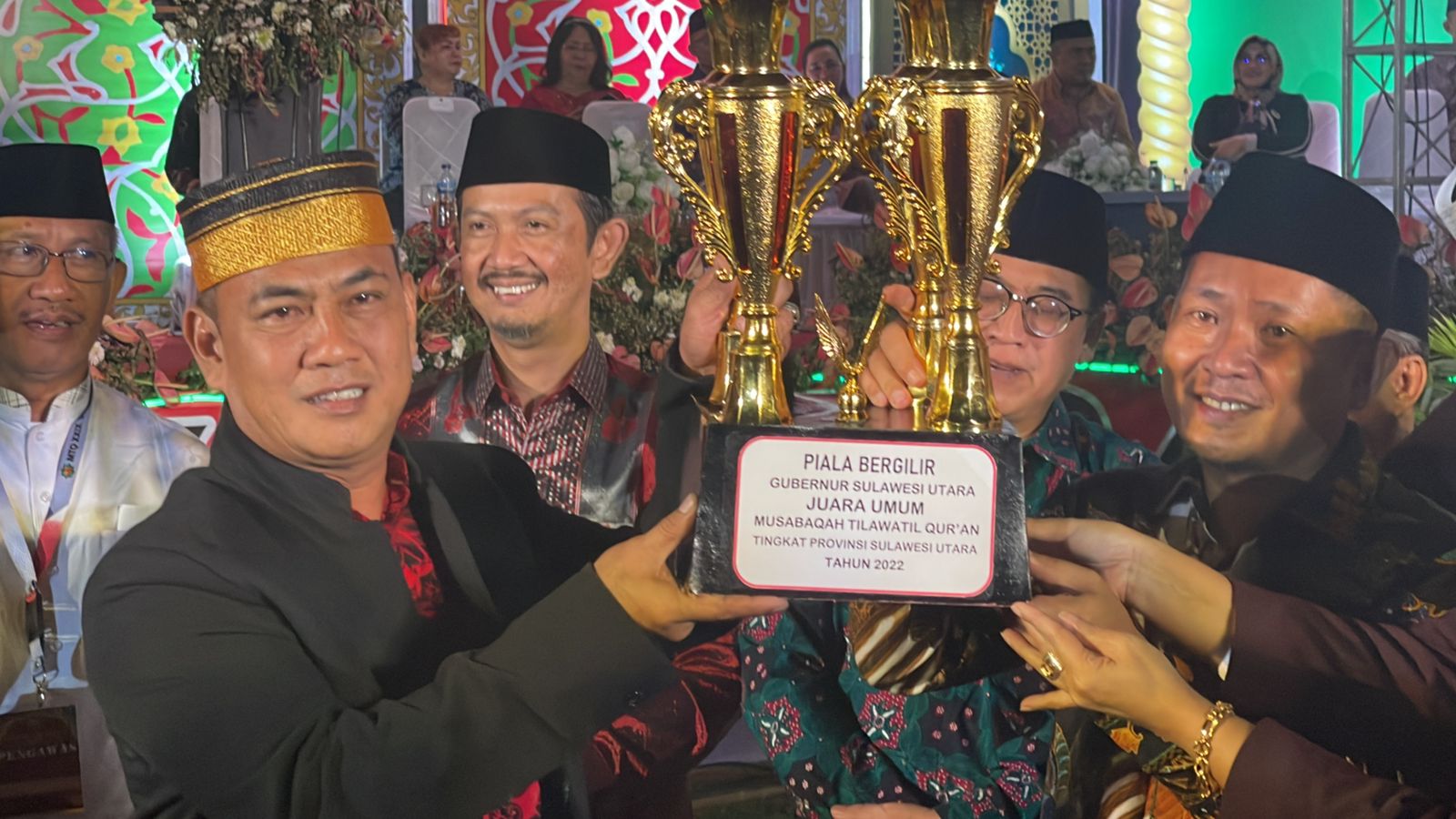 BREAKING NEWS - Kafilah Kota Bitung Sabet Juara Umum MTQ Ke-29 Tingkat Provinsi Sulawesi Utara