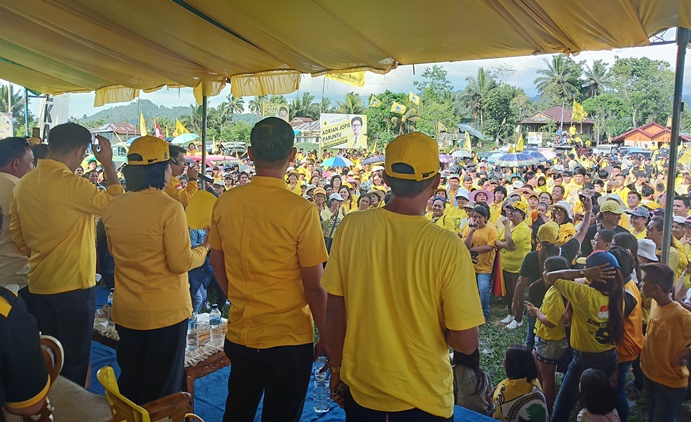 Kampanye di Dapil III, James Kojongian Bakar Semangat Kader Golkar di 3 Kecamatan