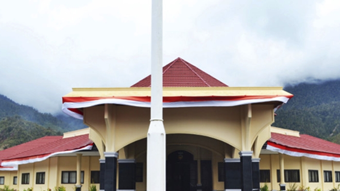 kantor-pusat-pemerintahan-atau-bupati-kabupaten-puncak-papua.jpg