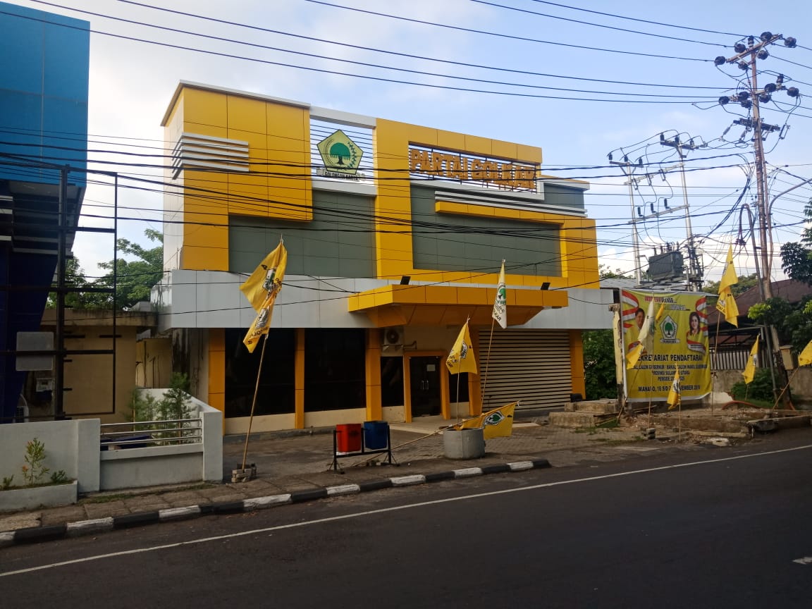 kantor-sekretariat-dpd-i-partai-golkar-sulut.jpg