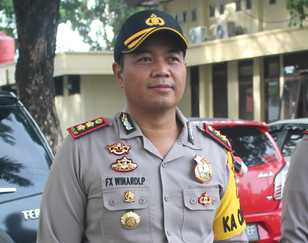 kapolres-minahasa-selatan-akbp-fx-winardi-prabowo-sik_20180321_181748.jpg