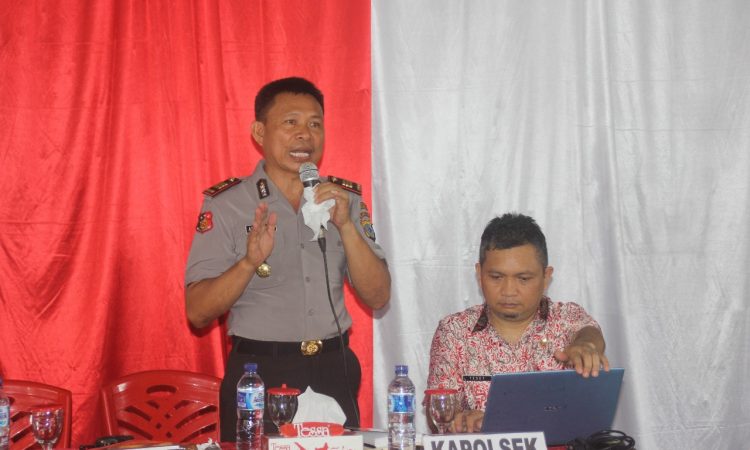 kapolsek-pineleng-akp-arie-najoan_20180722_135439.jpg