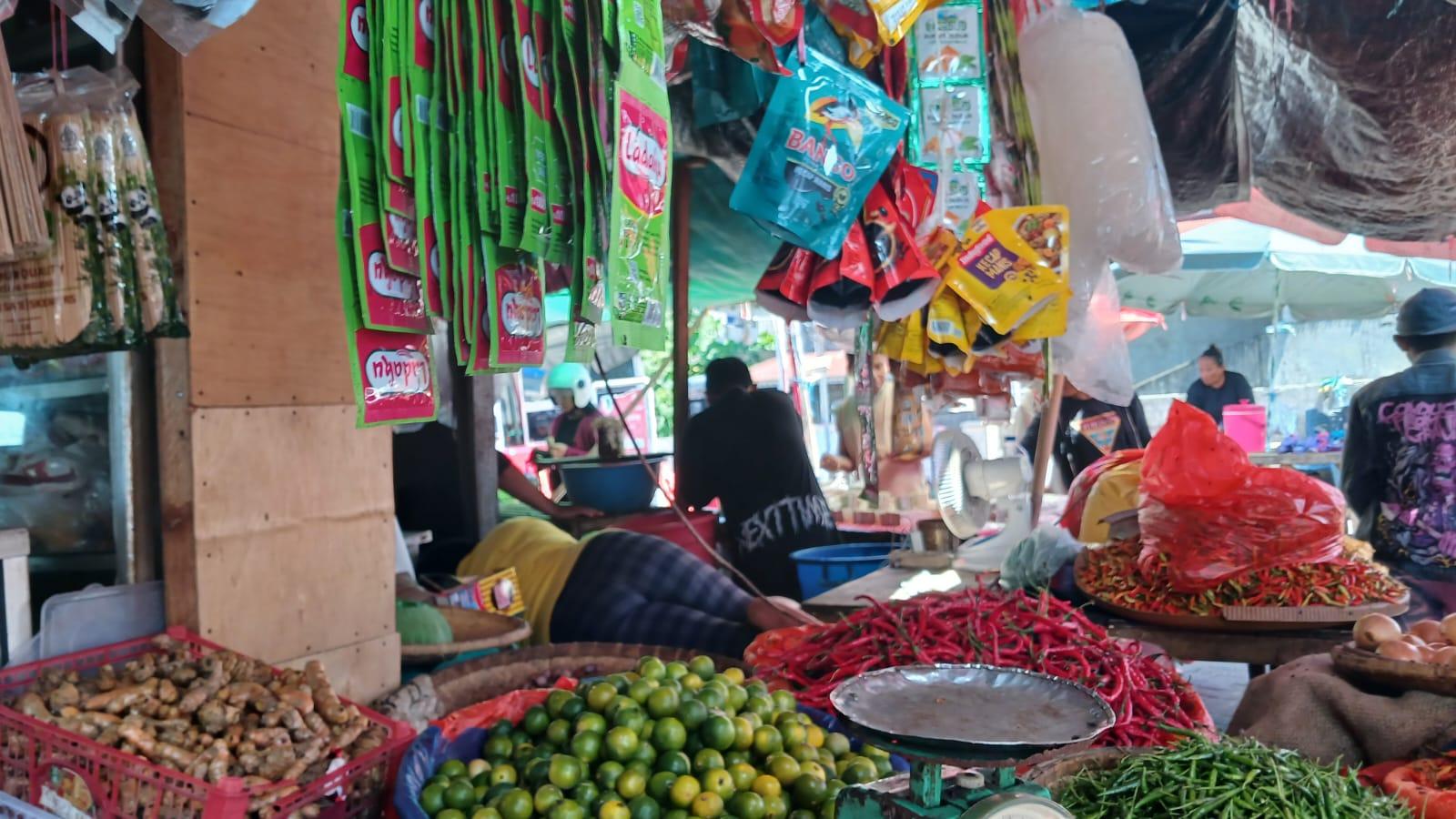 Harga Bahan Pokok di Pasar Karombasan Manado, Cabai Rawit Hanya Rp 20 Ribuan