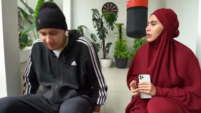 Kartika Putri Menangis Lihat Suami Diisolasi di Kamar Belakang, Syok Dinyatakan Postif Covid 19