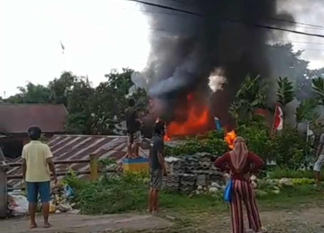 kebakaran-yang-terjadi-di-kotamobagu-sore-tadi.jpg