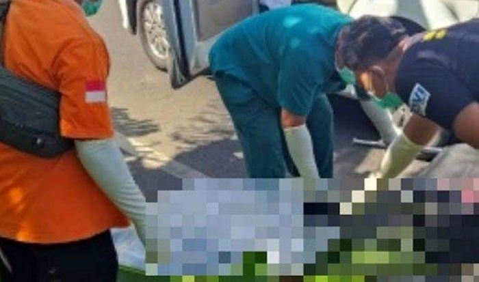 kecelakaan-maut-di-tulungagung-pemotor-patok-jalan-tewas-terlempar-ke-perkebunan.jpg