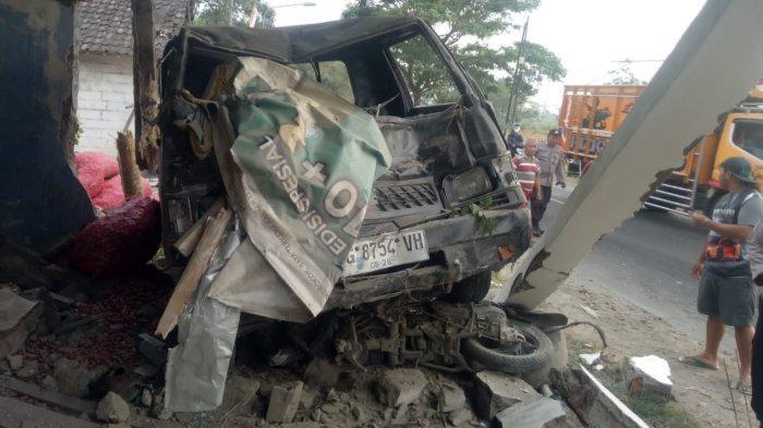 Kronologi Kecelakaan Maut, Bapak dan Anak Tewas Ditabrak Mobil Pikap, Terseret hingga 50 Meter