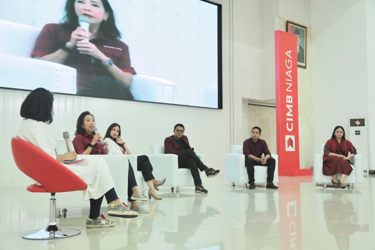 Talkshow CIMB Niaga, Gita Gutawa : Aset Paling Penting Anak Muda Adalah Kreatif