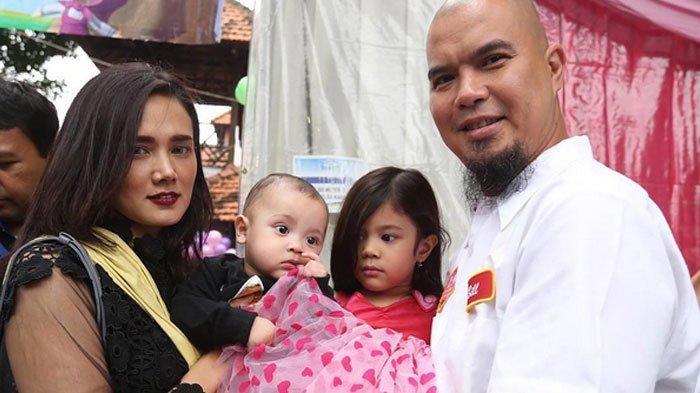 Ketemu di Rutan Cipinang, Anak Perempuan Ahmad Dhani Menangis Histeris, Minta Sang Ayah Pulang.
