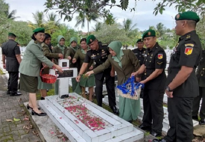 Sambut HUT ke 47 Infolahta, Kodam XIII Merdeka Ziarah ke TMP Kairagi Manado